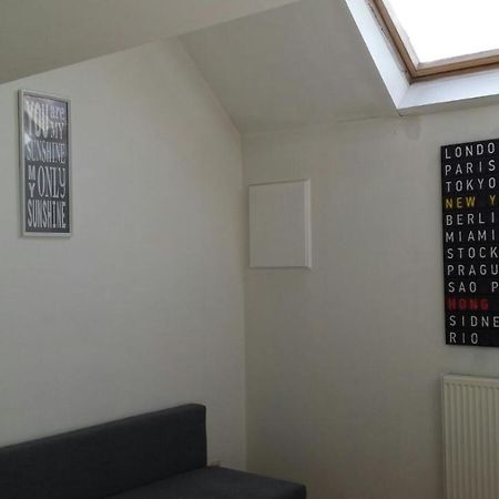 Central Duplex Sleeps 4 Brussel Eksteriør bilde
